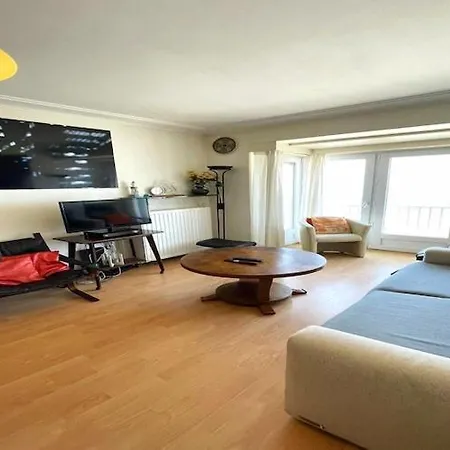 For 5 People With Sea View