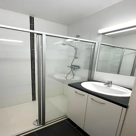 Apartamento For 5 People With Sea View Middelkerke