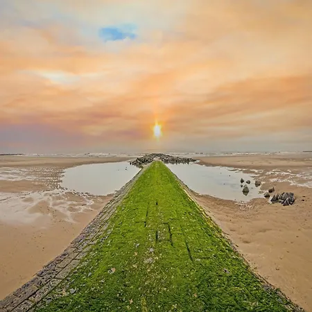 For 5 People With Sea View * Middelkerke