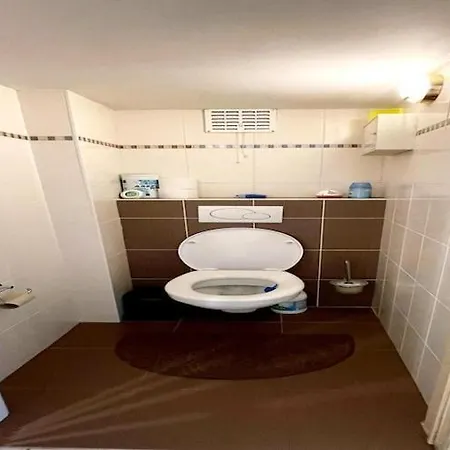For 5 People With Sea View
