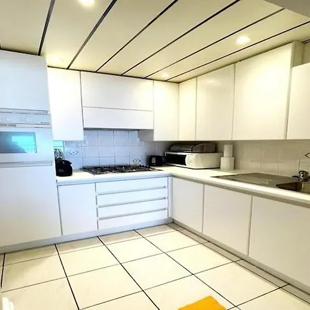 For 5 People With Sea View Middelkerke