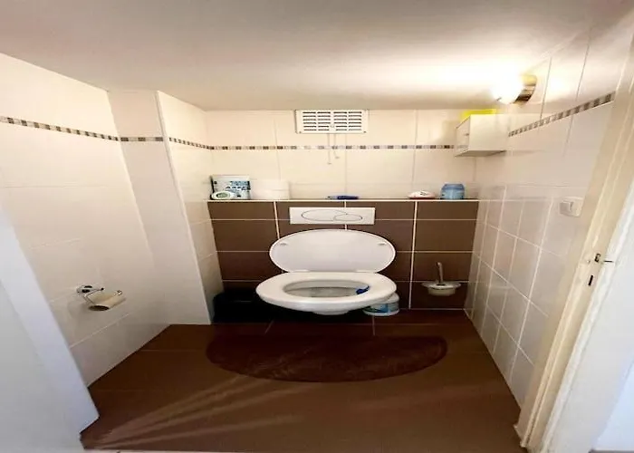 For 5 People With Sea View